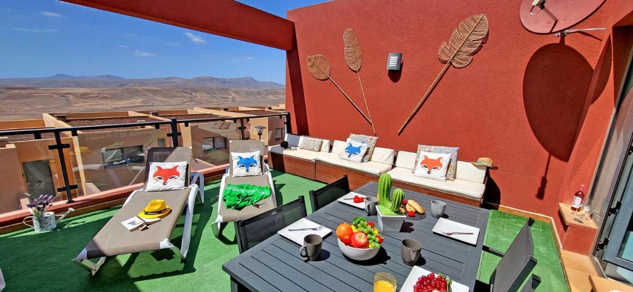 Ferienhaus Casa Caleta - Caleta Fuste - Meerblick - Pool - Glasfaserinternet Caleta De Fuste Exteriör bild